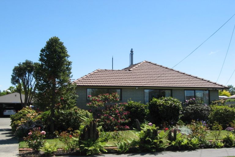 Photo of property in 6 Beatrice Place, Avonhead, Christchurch, 8042