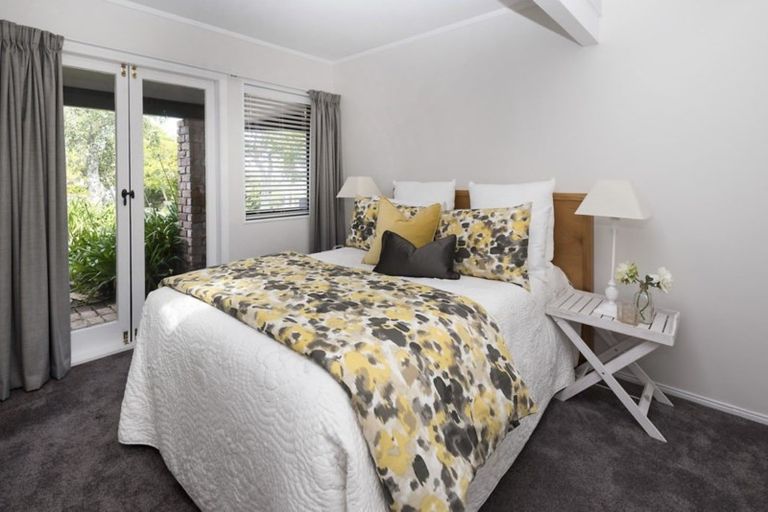 Photo of property in 9 Colleen Court, Cockle Bay, Auckland, 2014