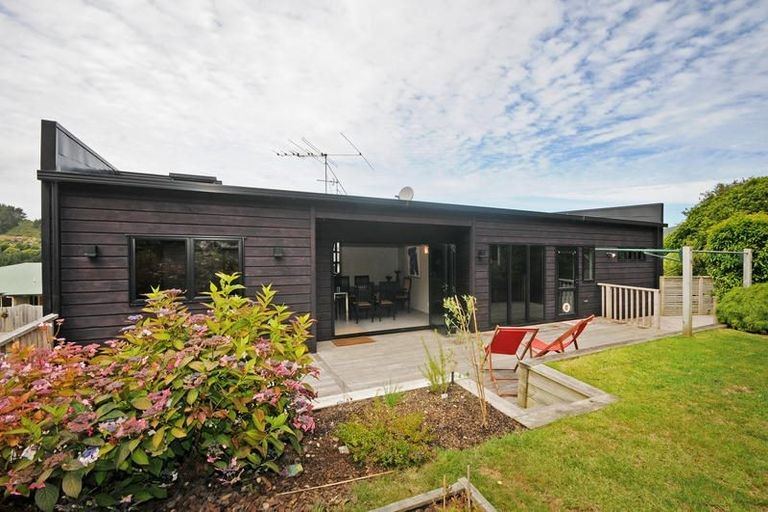 Photo of property in 25 Alanbrooke Place, Karori, Wellington, 6012