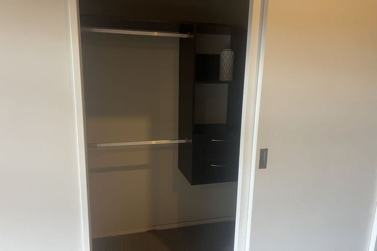 Photo of property in 12 Northbrook Close, Greenhithe, Auckland, 0632