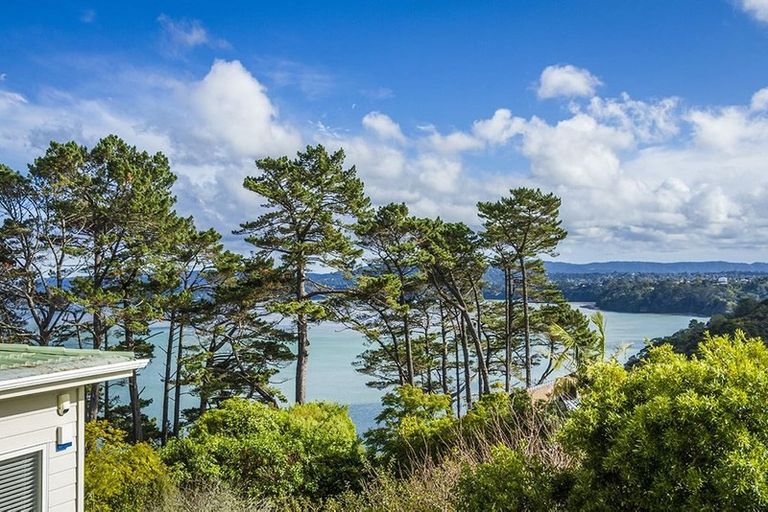 Photo of property in 37a Sylvania Crescent, Lynfield, Auckland, 1042