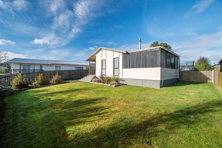 Photo of property in 19 Aspen Place, Owhata, Rotorua, 3010