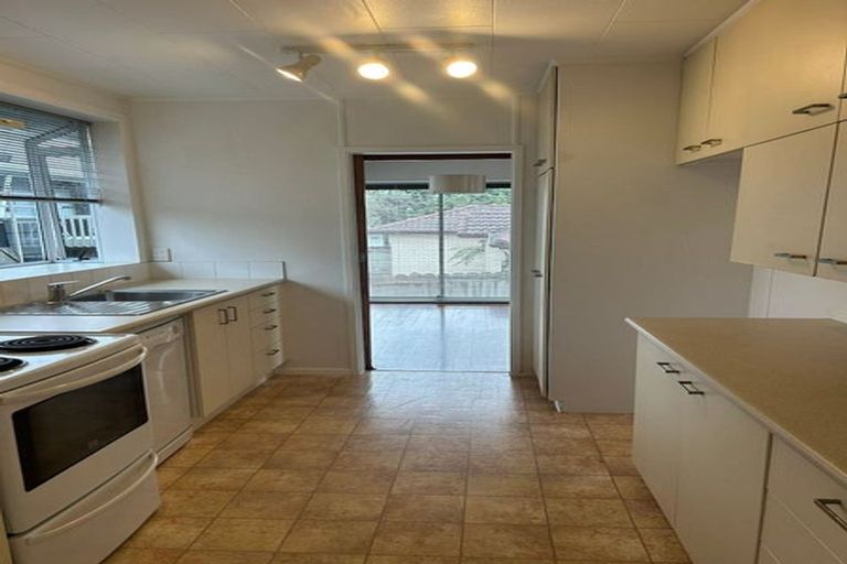 Photo of property in 20 Edgar Pearce Place, Howick, Auckland, 2014