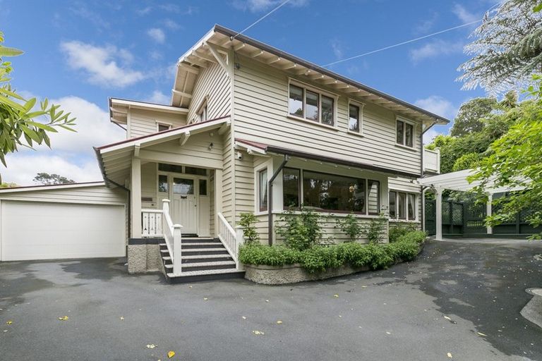 Photo of property in 46 Nicholson Road, Khandallah, Wellington, 6035