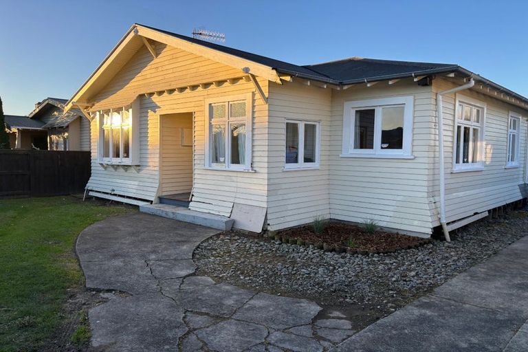Photo of property in 47 Burns Avenue, Takaro, Palmerston North, 4412