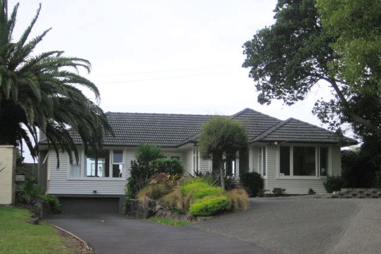 Photo of property in 80 Pleasant Road, Glen Eden, Auckland, 0602