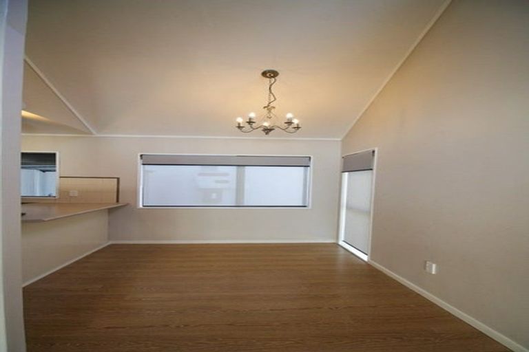 Photo of property in 1/23 Beaumaris Way, Conifer Grove, Takanini, 2112