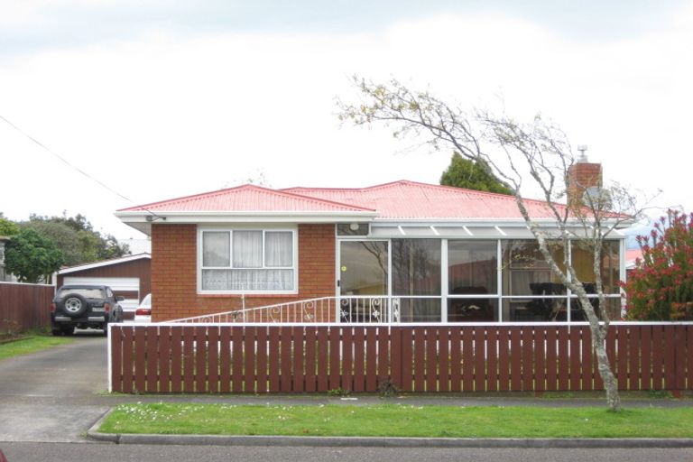 Photo of property in 36 Cowling Road, Hurdon, New Plymouth, 4310