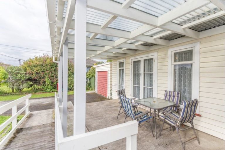 Photo of property in 21 Carlisle Street, Levin, 5510