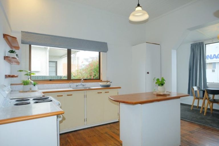 Photo of property in 19 Osmond Street, South Dunedin, Dunedin, 9012