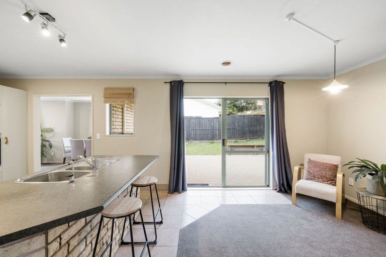 Photo of property in 15 Moreland Avenue, Pukete, Hamilton, 3200