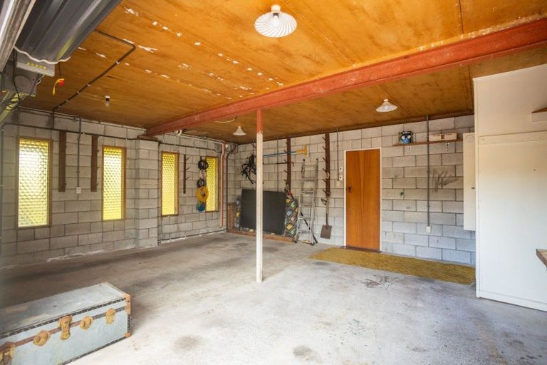 Photo of property in 13 Julian Place, Westown, New Plymouth, 4310