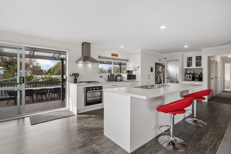 Photo of property in 4 Nettlingham Place, Te Puke, 3119