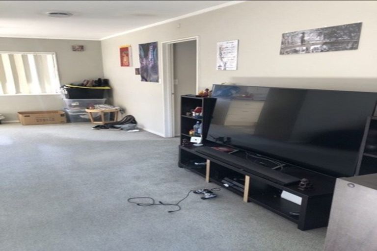 Photo of property in 15b Whitford Avenue, Mount Wellington, Auckland, 1060