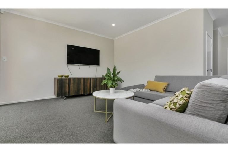 Photo of property in 30 Squadron Drive, Hobsonville, Auckland, 0616