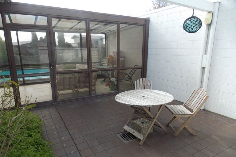 Photo of property in 4 Paradise Place, Milson, Palmerston North, 4414