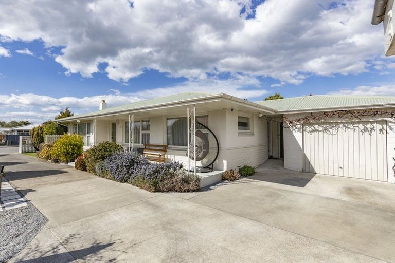 Photo of property in 51 Durham Street, Rangiora, 7400
