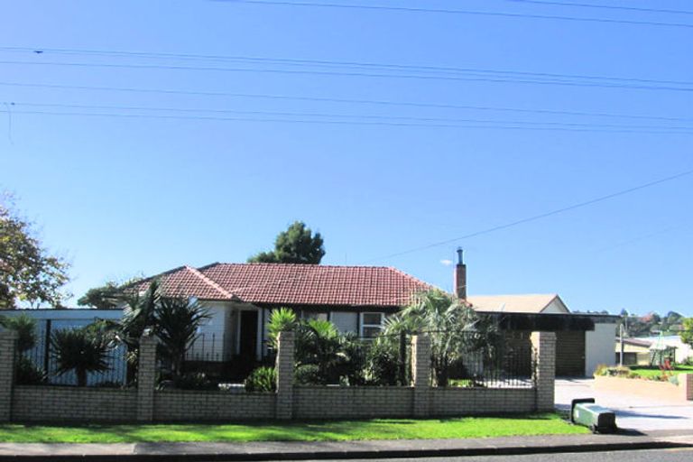 Photo of property in 45 Kaurilands Road, Titirangi, Auckland, 0604