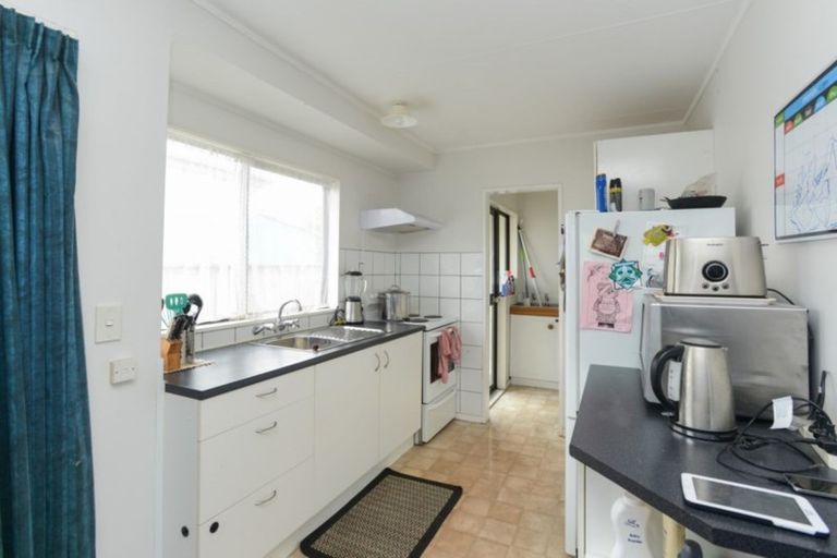 Photo of property in 114 Duchess Crescent, Mayfair, Hastings, 4122