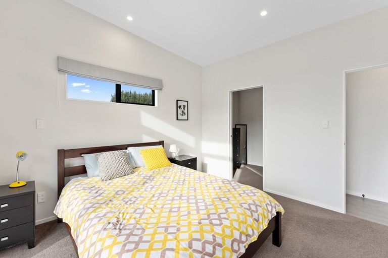 Photo of property in 22 Kristin Place, Manakau, Levin, 5573