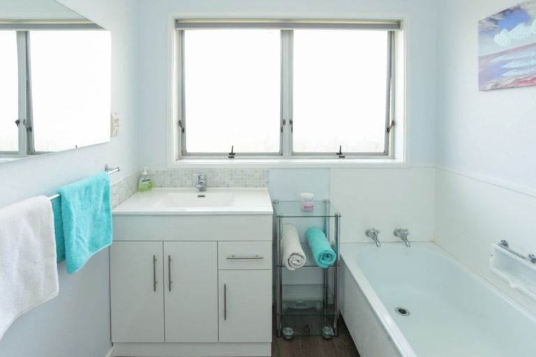 Photo of property in 3/211 Windsor Avenue, Parkvale, Hastings, 4122