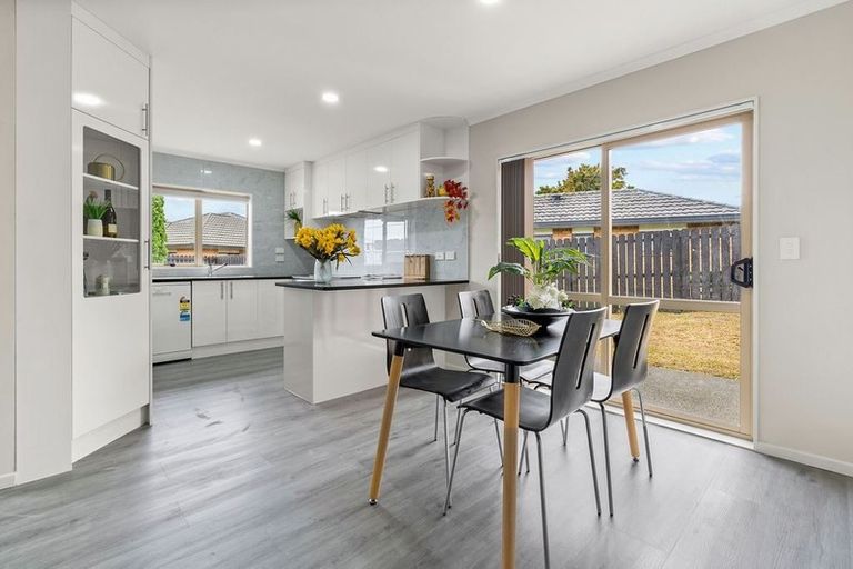 Photo of property in 15 Saybrook Place, Mangere, Auckland, 2022