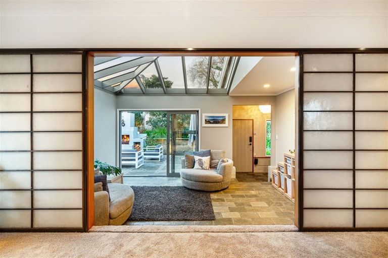 Photo of property in 1/16 Gordon Avenue, Milford, Auckland, 0620