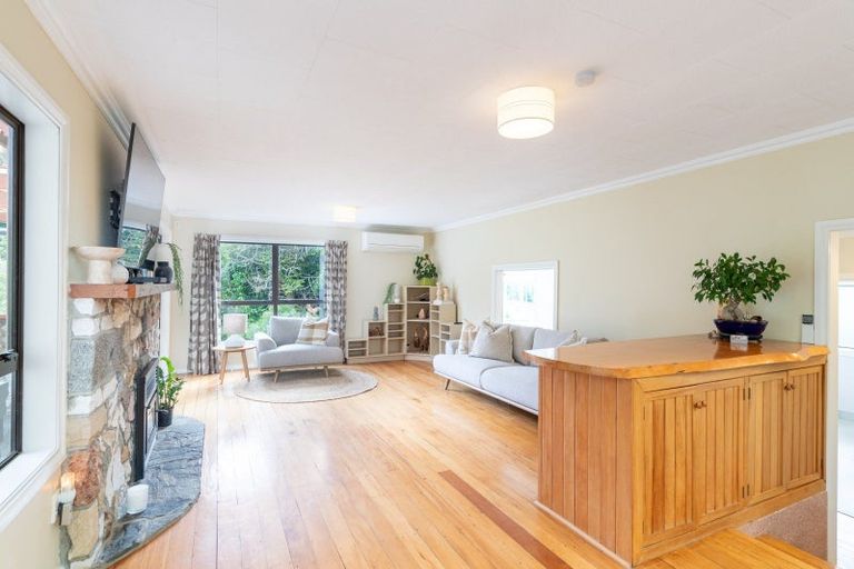 Photo of property in 169 Plateau Road, Te Marua, Upper Hutt, 5018