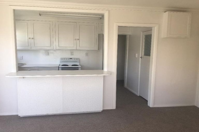 Photo of property in 25 Ocean Parade, Pukerua Bay, 5026