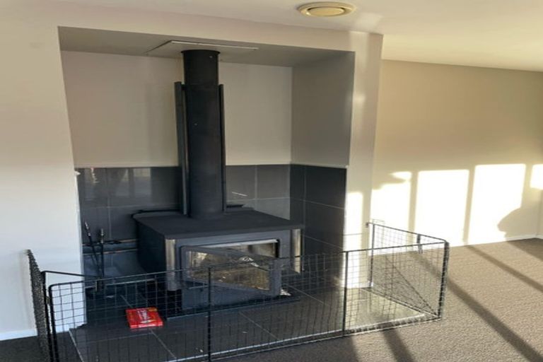 Photo of property in 5 Shamrock Place, Halswell, Christchurch, 8025