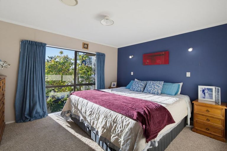 Photo of property in 74 Churchill Drive, Taradale, Napier, 4112