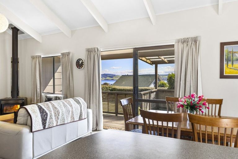 Photo of property in 5 Kempton Place, Richmond Heights, Taupo, 3330