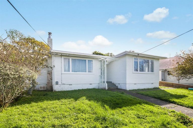 Photo of property in 64 Kipling Street, Johnsonville, Wellington, 6037