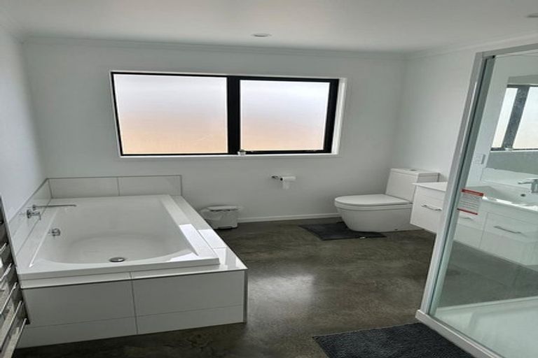 Photo of property in 13 Rua Place, Bell Block, New Plymouth, 4312