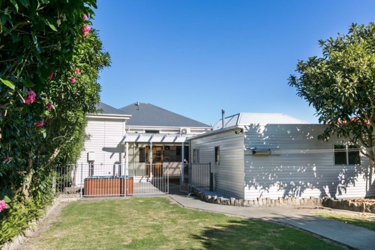 Photo of property in 45 Nelson Crescent, Napier South, Napier, 4110