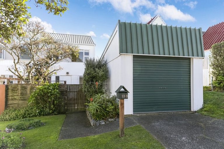 Photo of property in 133 Akaroa Drive, Maupuia, Wellington, 6022