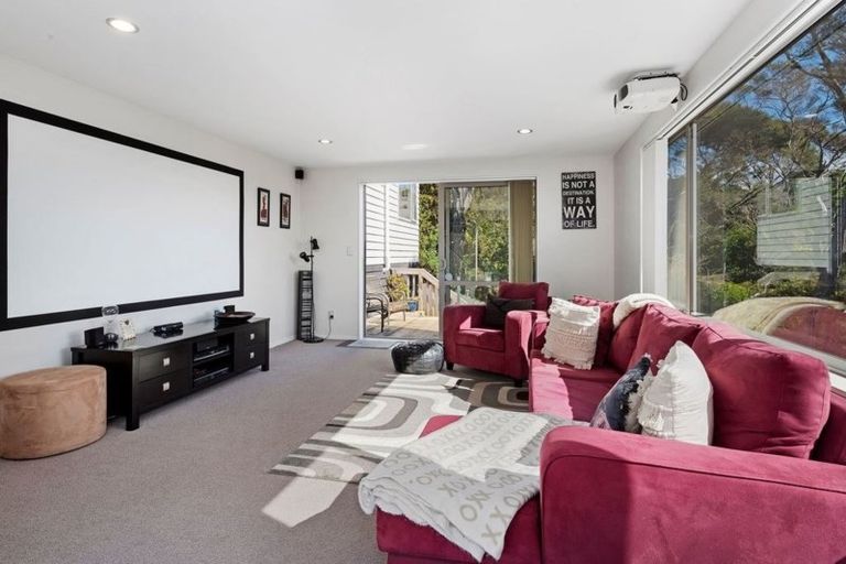 Photo of property in 118c Coronation Road, Hillcrest, Auckland, 0627