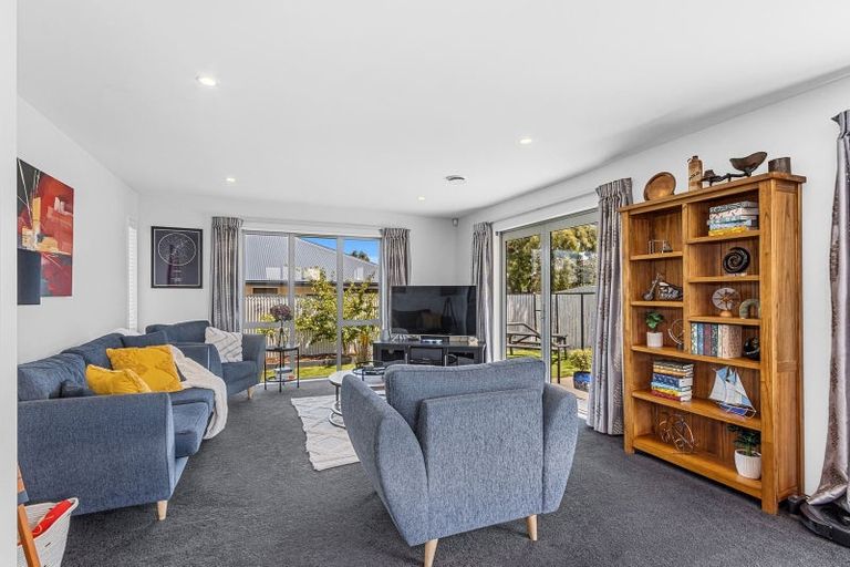 Photo of property in 6 Newhaven Street, Burwood, Christchurch, 8083