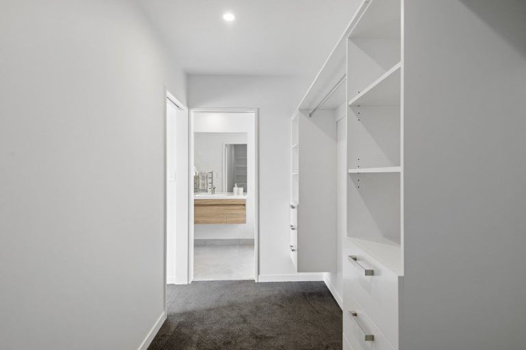 Photo of property in 32 Dynes Road, Rolleston, 7615