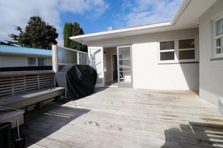 Photo of property in 68 Purnell Street, College Estate, Whanganui, 4500