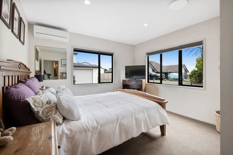 Photo of property in 115 Alec Craig Way, Gulf Harbour, Whangaparaoa, 0930