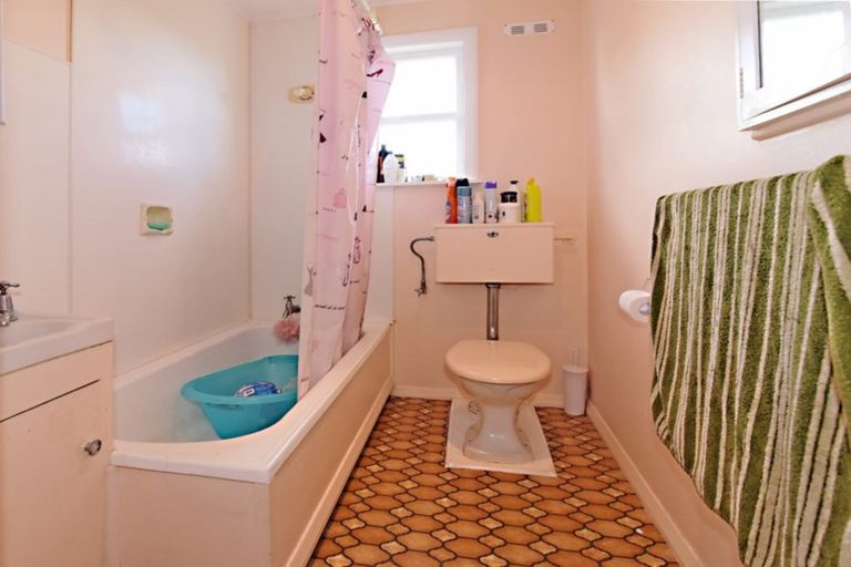 Photo of property in 4/24 Addison Street, Onekawa, Napier, 4110