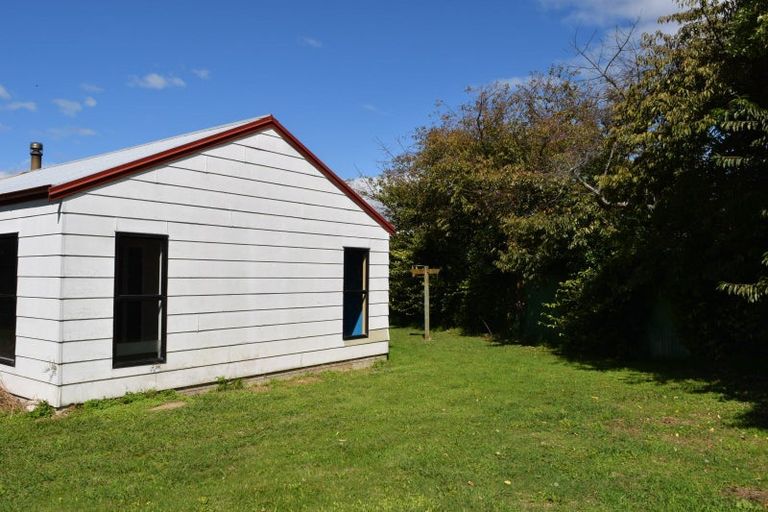 Photo of property in 4 Allens Lane, Clive, 4102