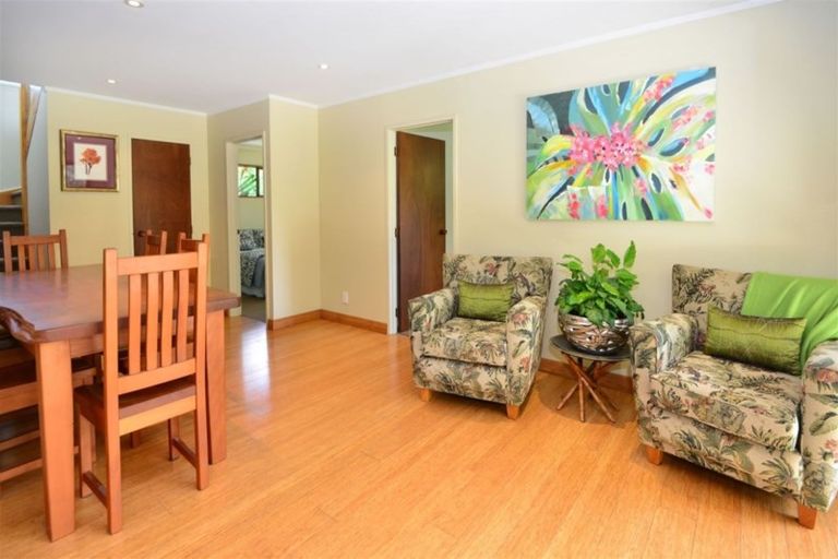 Photo of property in 275a Rimmer Road, Helensville, 0875