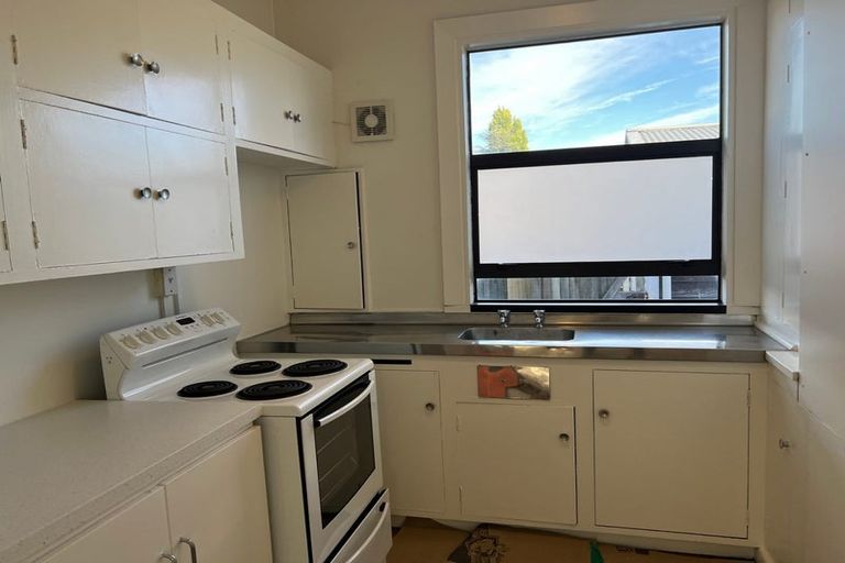 Photo of property in 1/6 Garvins Road, Hornby, Christchurch, 8042