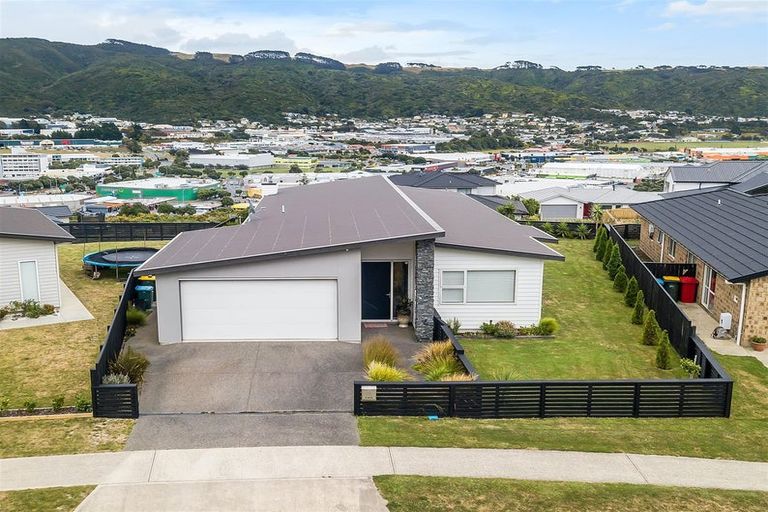 Photo of property in 112 John Burke Drive, Aotea, Porirua, 5024
