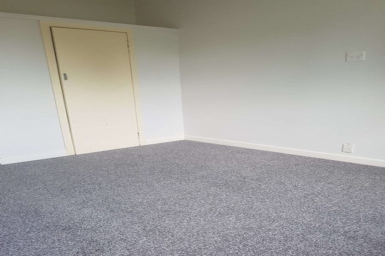 Photo of property in 37 Pakuranga Road, Pakuranga, Auckland, 2010