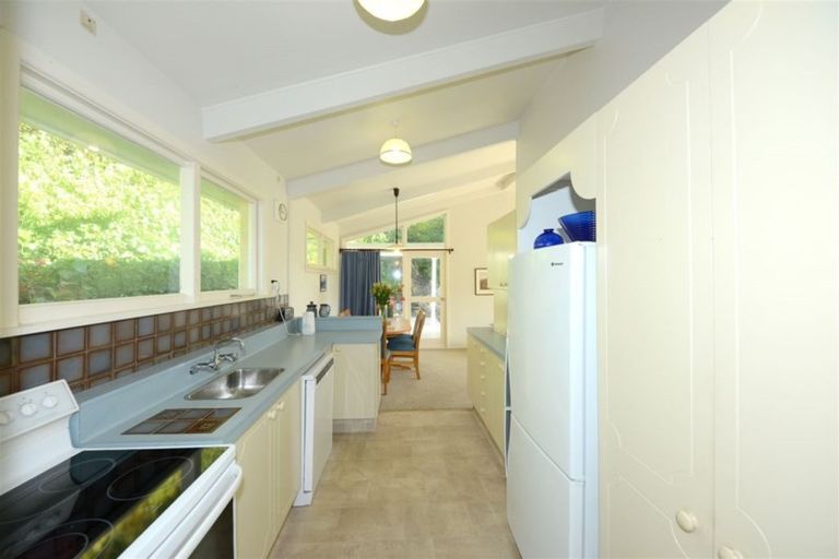 Photo of property in 4 Flinders Road, Heathcote Valley, Christchurch, 8022