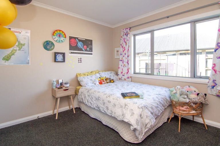 Photo of property in 18 Millbrook Place, Ashhurst, 4810