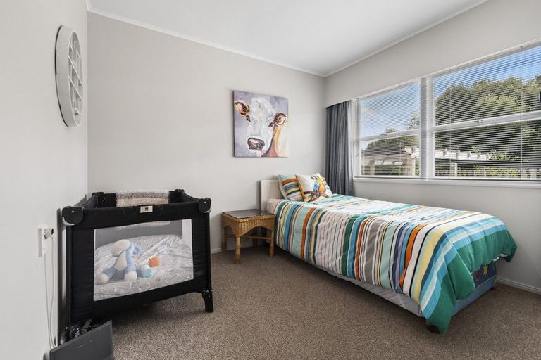 Photo of property in 93 Marne Road, Papakura, 2110
